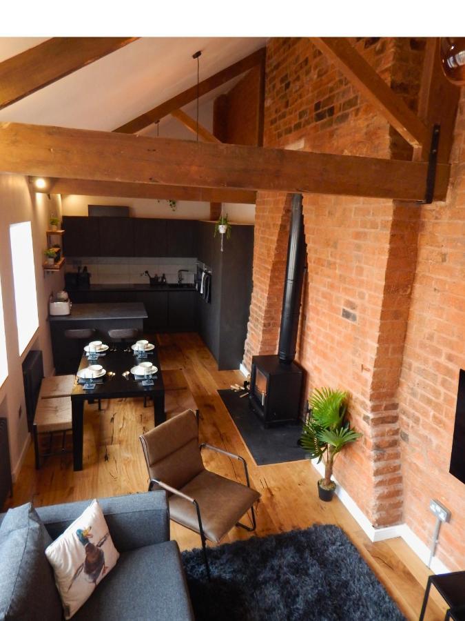 버밍엄 Vip 3Br Grade2 Luxurious Industrial House With Wood Fire, Electric Blinds And Big Cast Iron Windows In The Heart Of The Jq 빌라 외부 사진