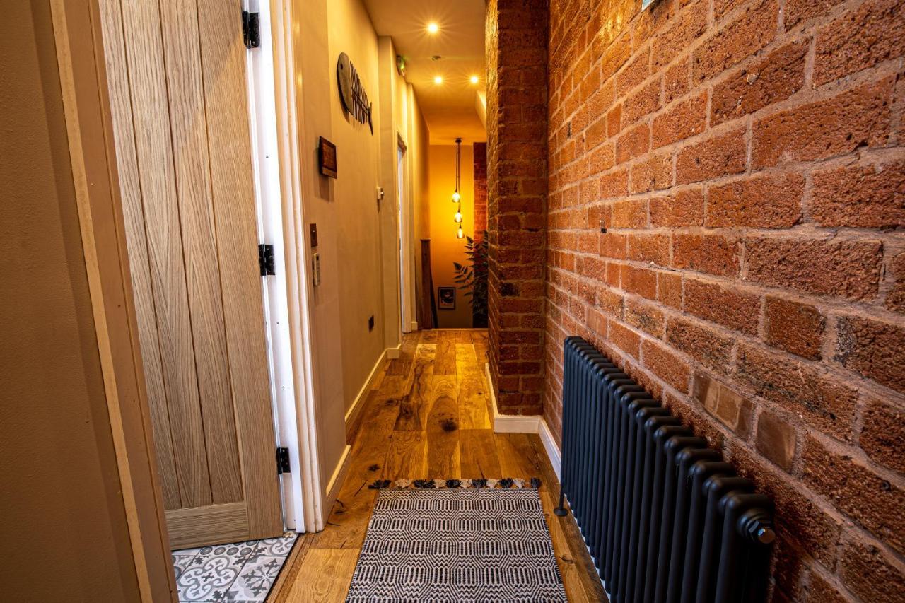 버밍엄 Vip 3Br Grade2 Luxurious Industrial House With Wood Fire, Electric Blinds And Big Cast Iron Windows In The Heart Of The Jq 빌라 외부 사진