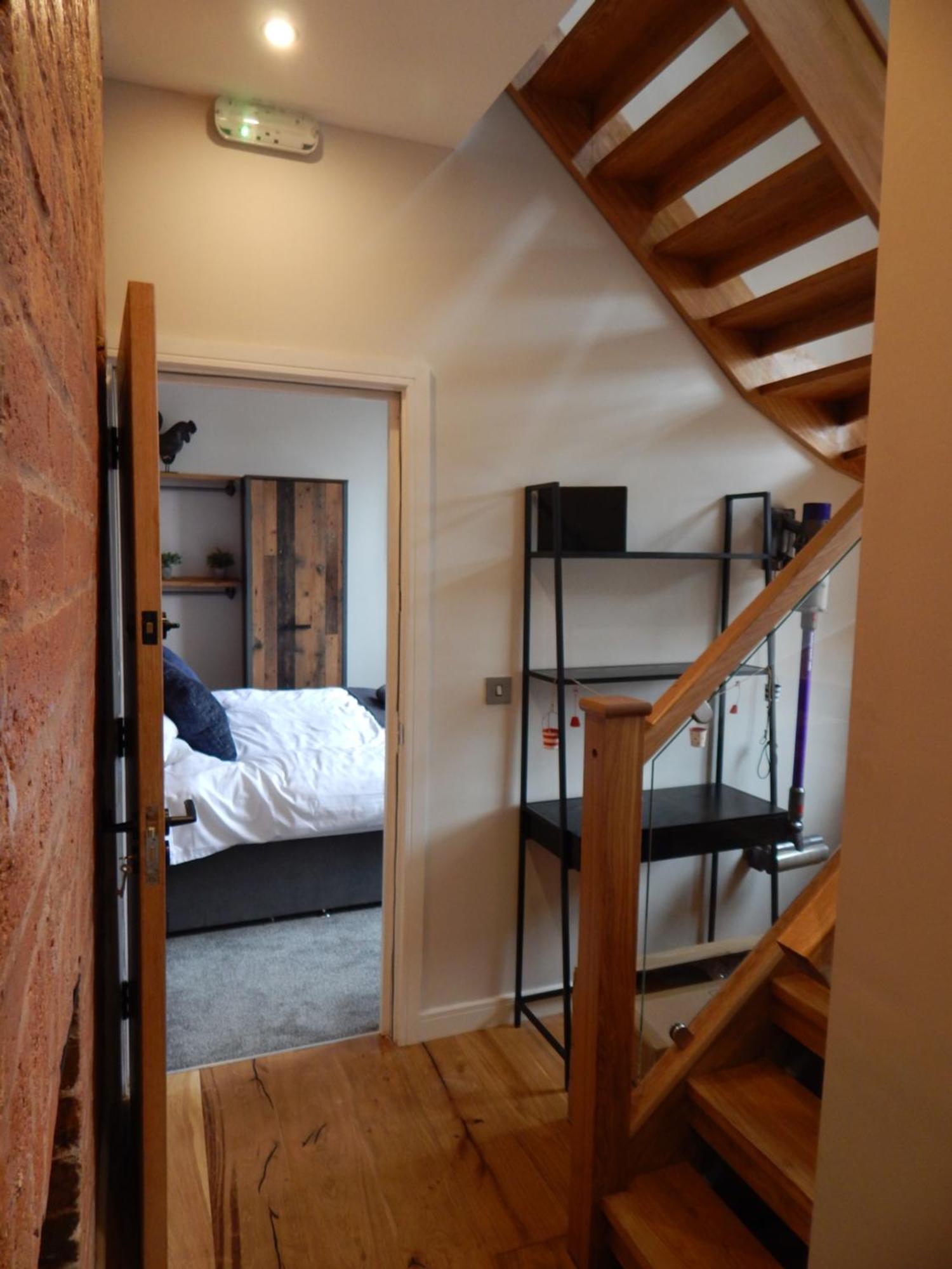버밍엄 Vip 3Br Grade2 Luxurious Industrial House With Wood Fire, Electric Blinds And Big Cast Iron Windows In The Heart Of The Jq 빌라 외부 사진